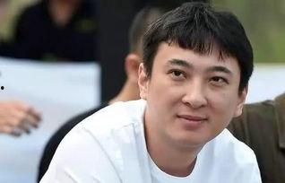 男明星为啥喜欢网红,男明星为何对网红情有独钟？揭秘明星与网红的神秘魅力