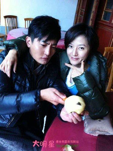 鲍蕾个人资料老公,揭秘明星夫妻的幸福生活