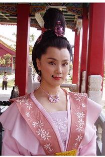 演员于娟,从影视新星到实力派演员的蜕变之路