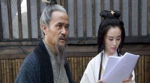 刀下留阿丑背景